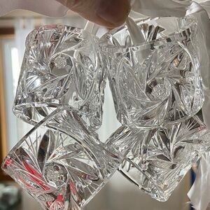 Elegant Pinwheel Crystal Napkin Rings-Set of 4